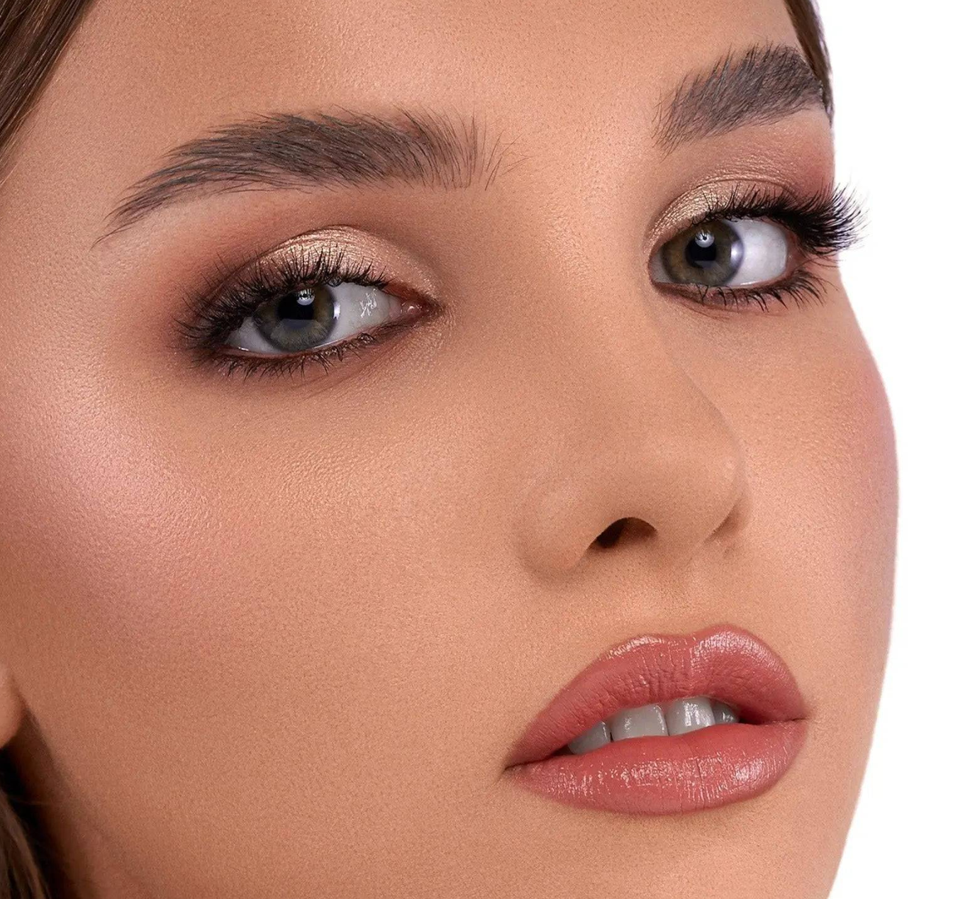 Mini nude eyeshadow palette kit + brocha Natasha Denona