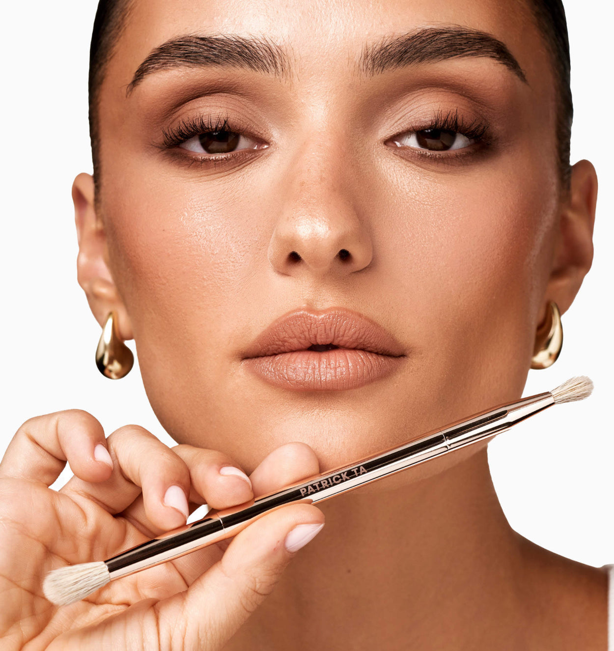 PATRICK TA
Dual Ended Eyeshadow Brush