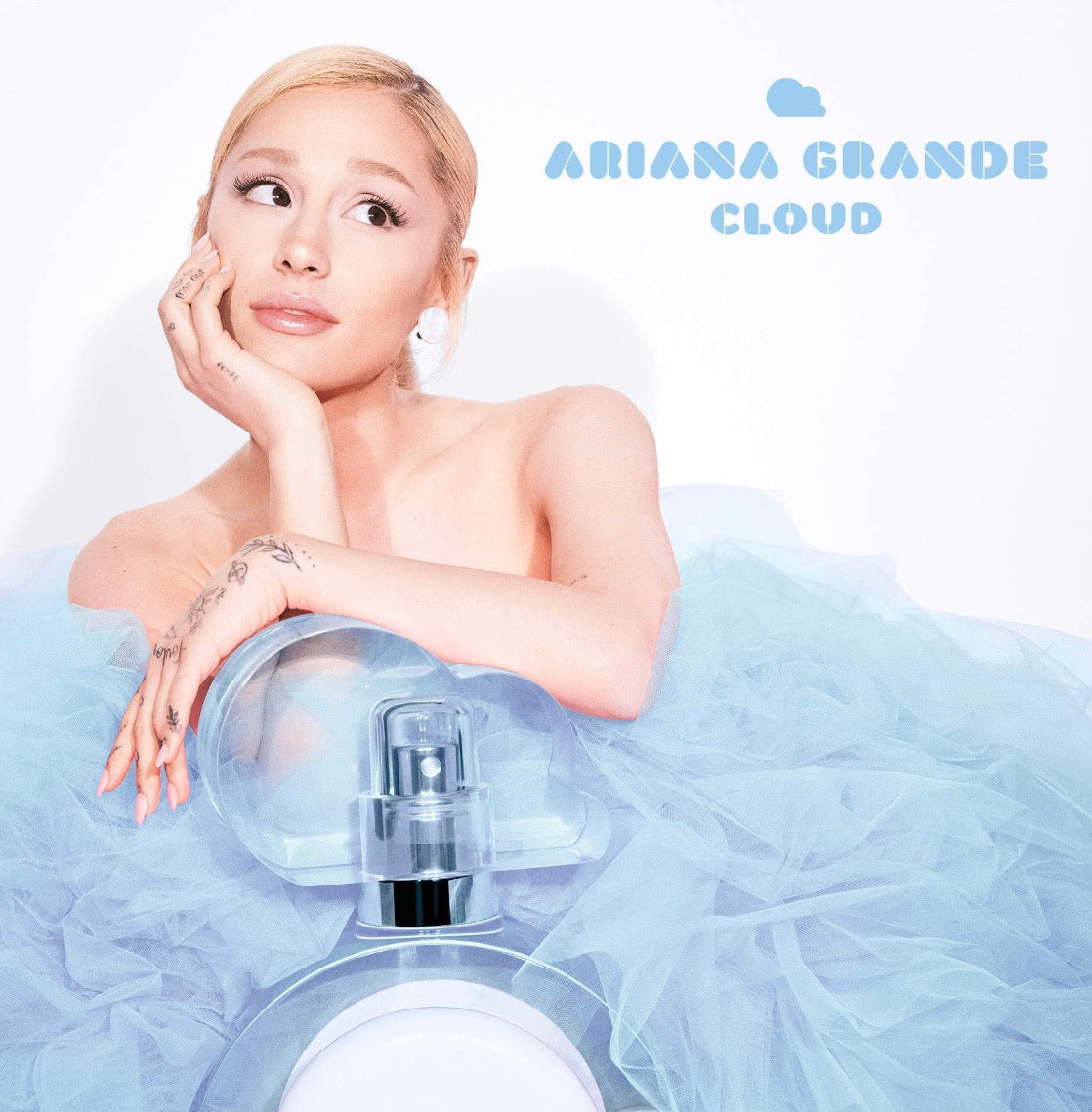 Ariana Grande
Cloud Perfume Gift Set