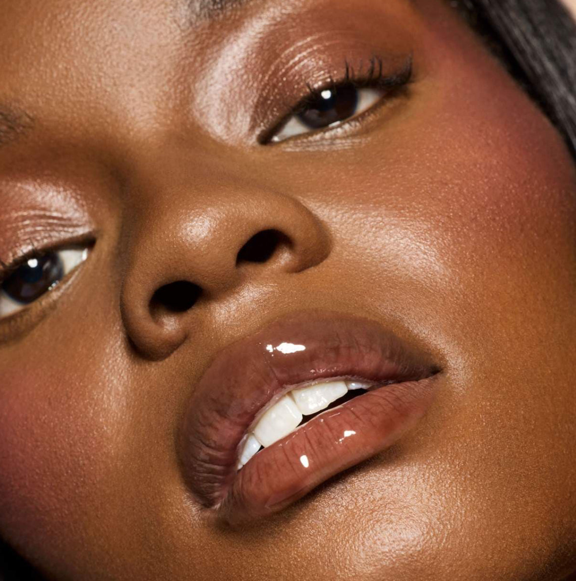 Fenty Beauty by Rihanna
Gloss Bomb Heat Universal Lip Luminizer + Plumper