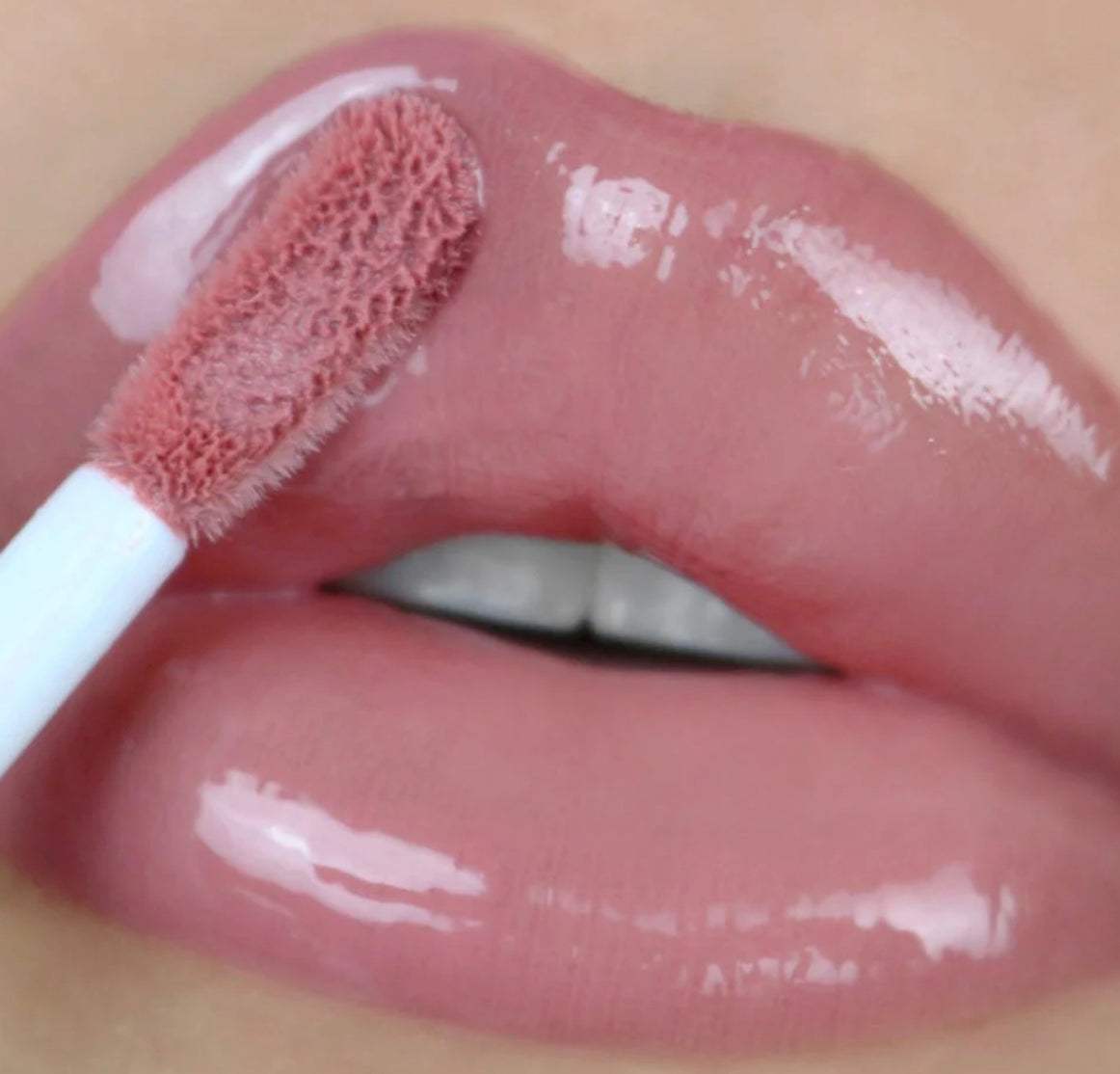 ULTRA DAZZLE LIPGLOSS