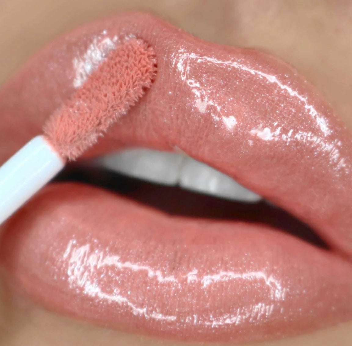 ULTRA DAZZLE LIPGLOSS