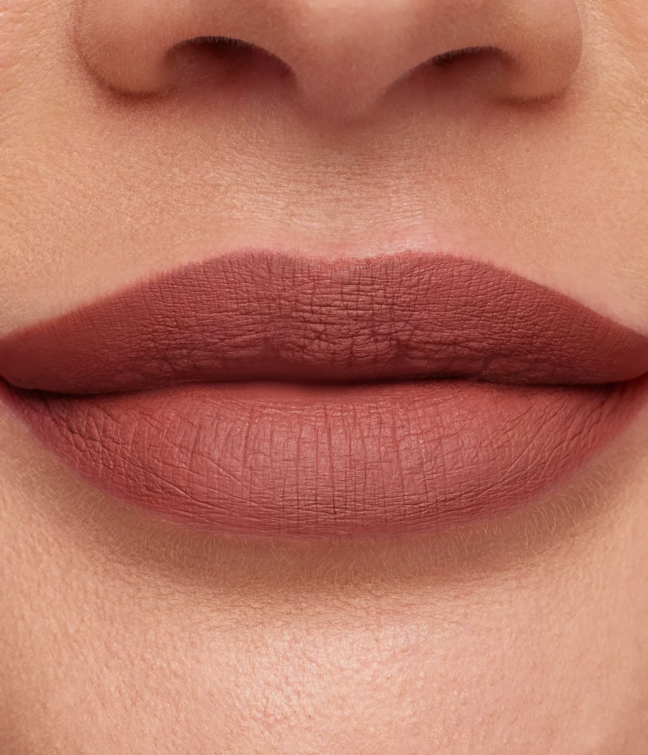 LIQUID MATTE ULTRA-COMFORT TRANSFER-PROOF LIPSTICK