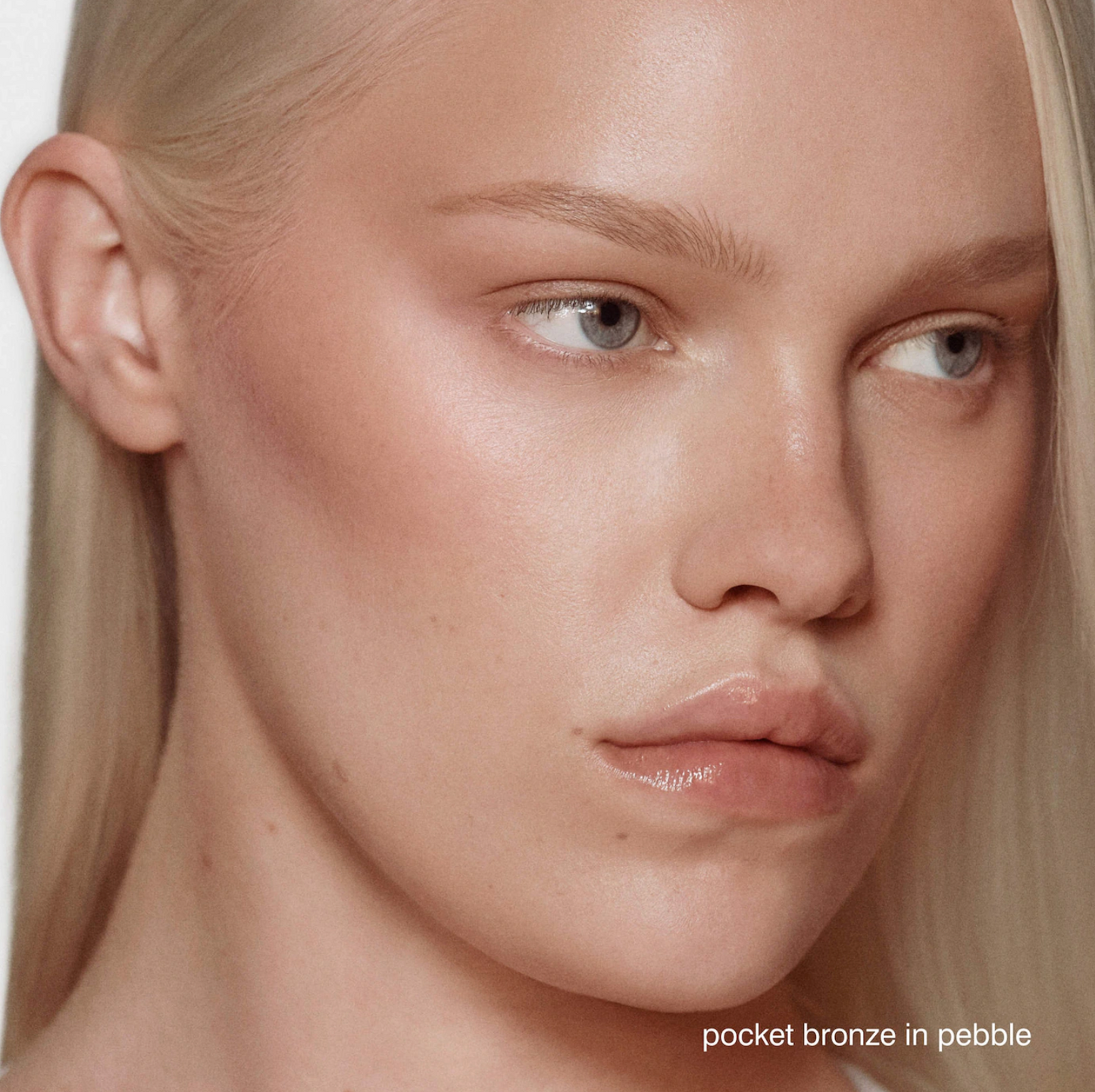 Pocket Bronze Long-Wearing Cream Bronzer