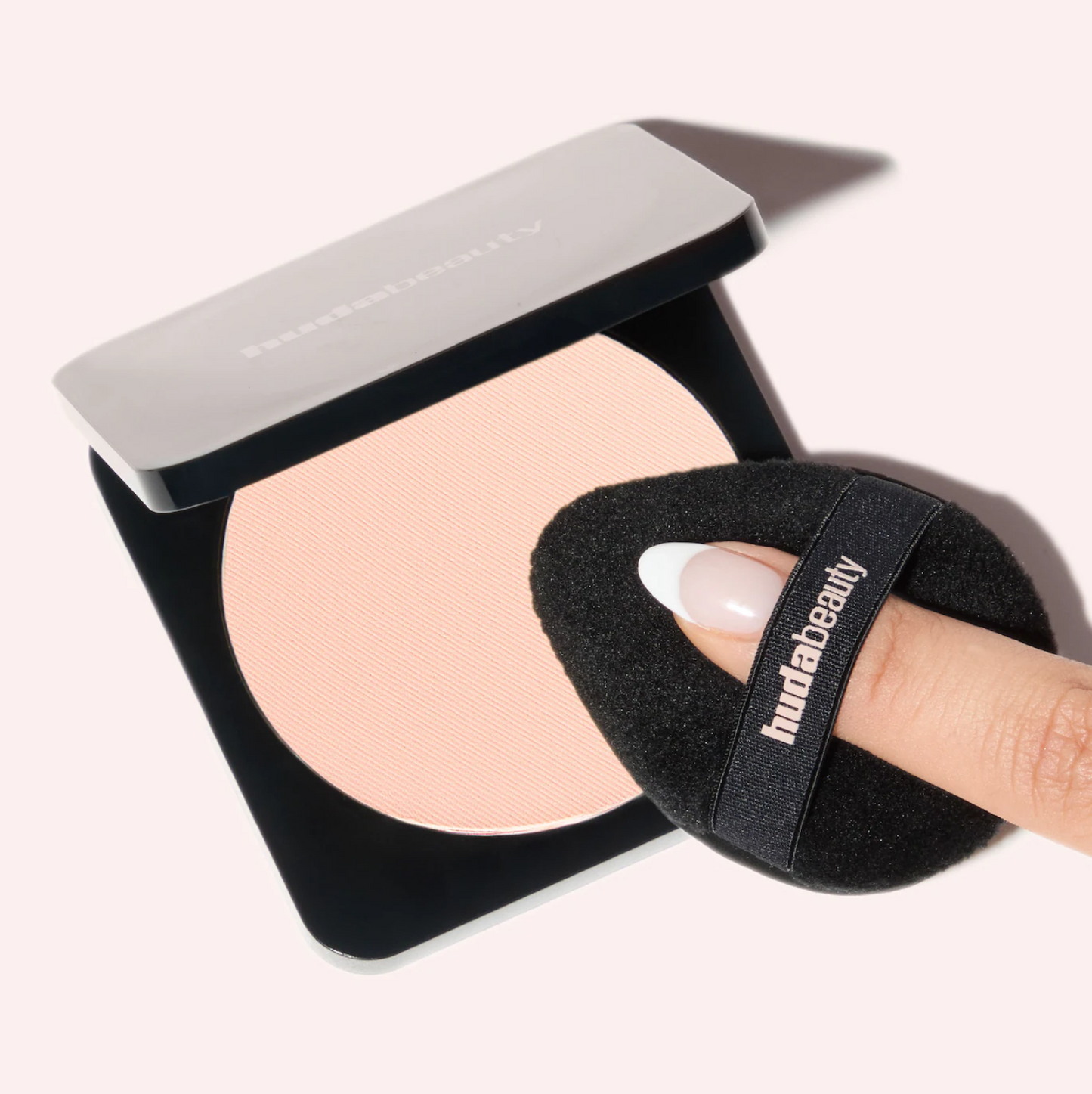 HUDA BEAUTY  Easy Bake Marshmallow Puff & Sponge