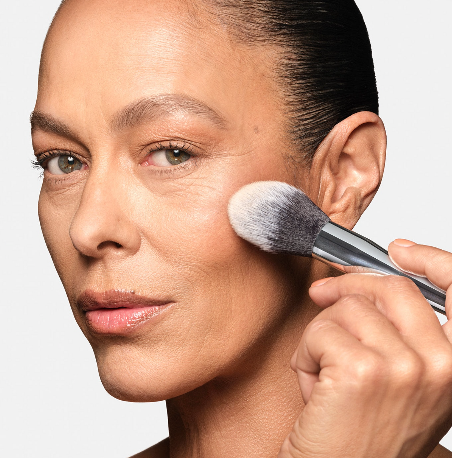 HAUS LABS BY LADY GAGA  Powder Brush