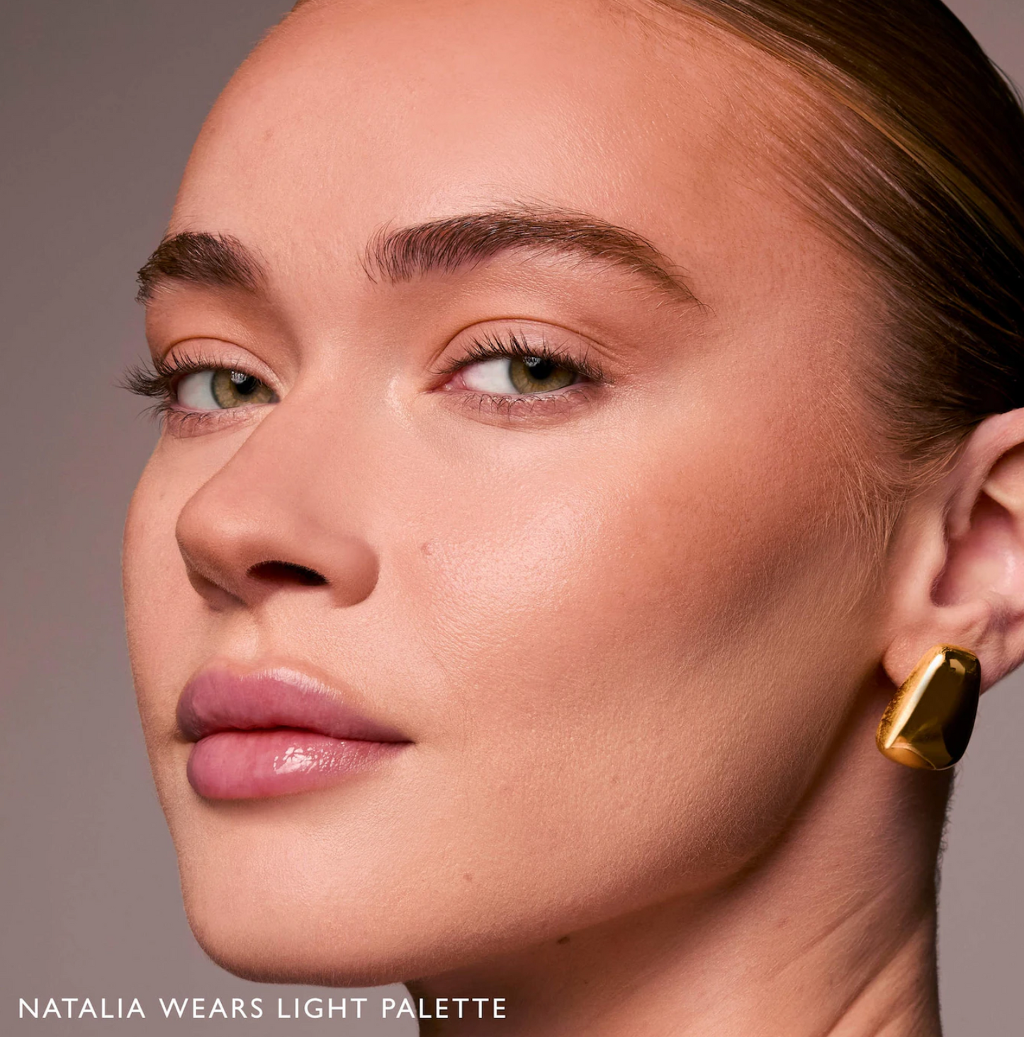 m.ph by Mary Phillips  Underpainting Face Highlight & Contour Palette