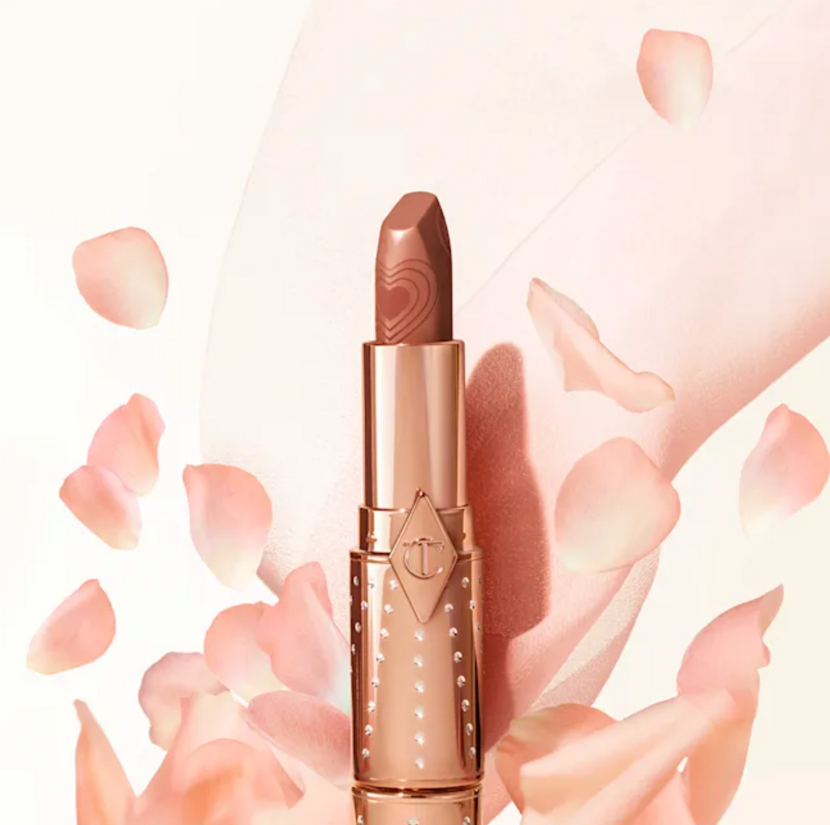 K.I.S.S.I.N.G NUDE ROMANCE Charlotte Tilbury