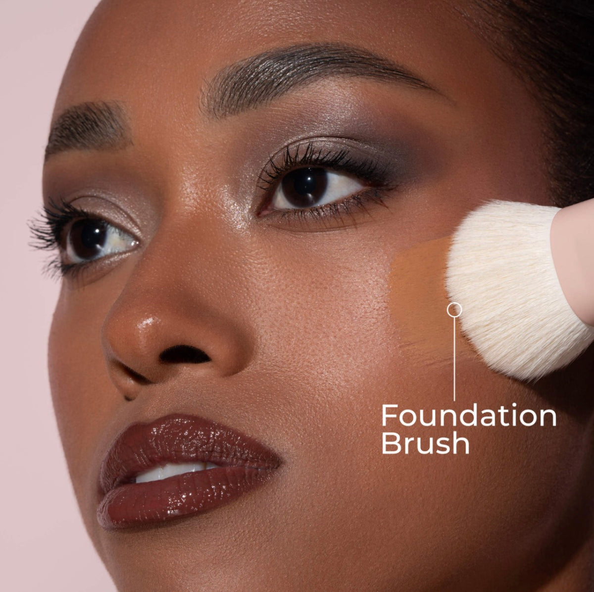 NATASHA DENONA 
HY-GLAM™ Cosmetic Brush Kit
