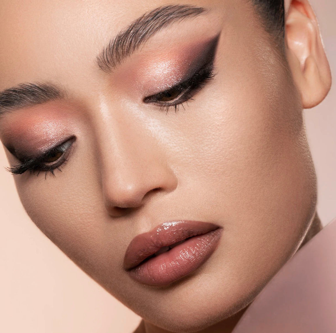 NATASHA DENONA 
I Need a Nude Eyeshadow Palette