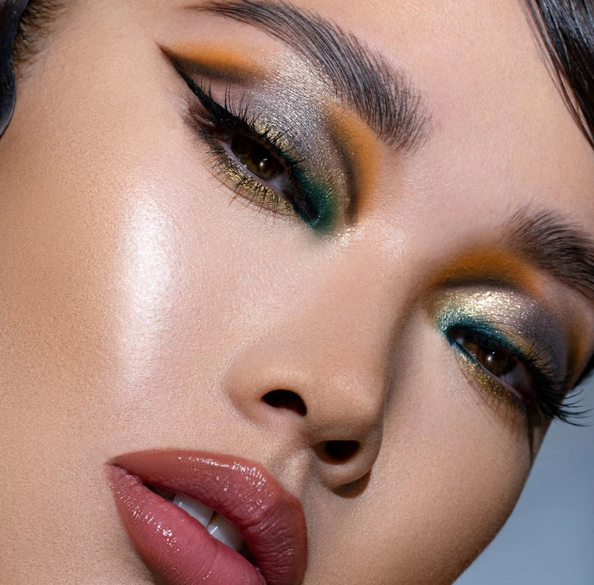 NATASHA DENONA 
Yucca Eyeshadow Palette