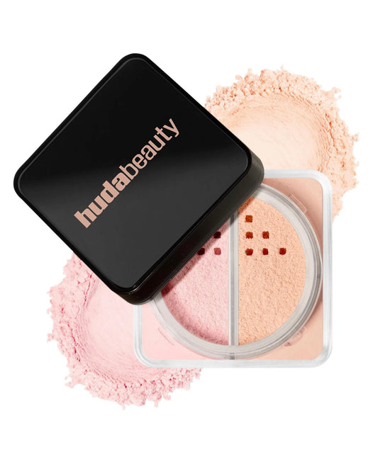 HUDA BEAUTY 
Easy Bake Loose Powder Brightening + Correcting Duo