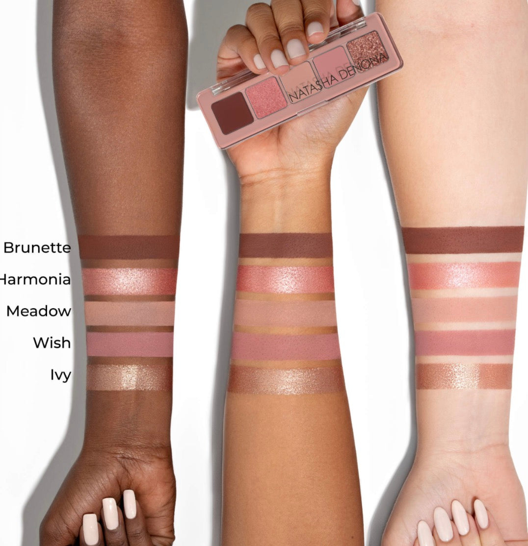 NATASHA DENONA 
Mini Bloom Palette