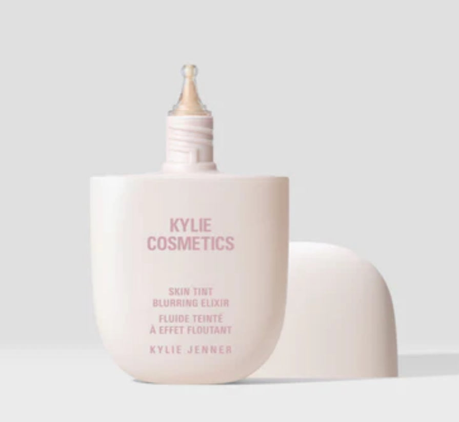 Kylie Cosmetics Skin Tint Blurring Elixir Foundation