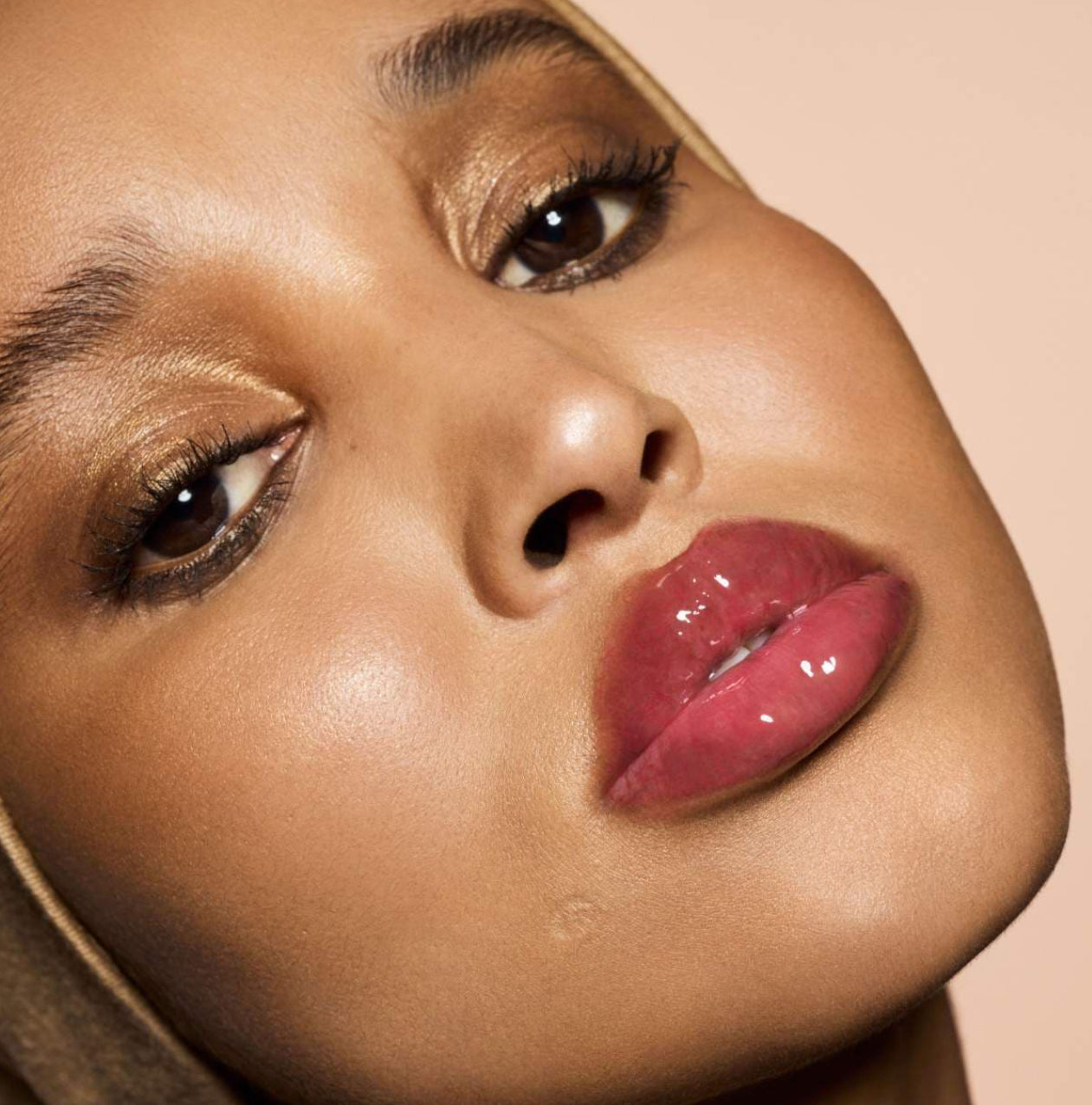 Fenty Beauty by Rihanna Gloss Bomb Heat Universal Lip Luminizer + Plumper