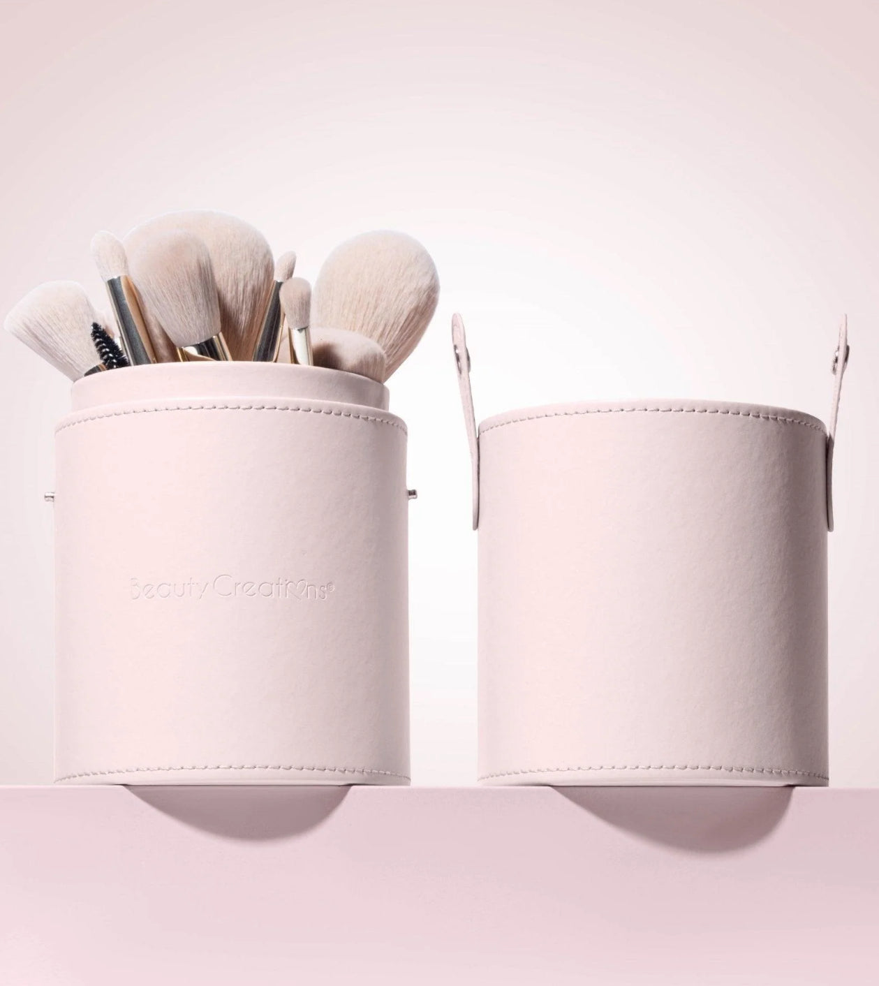 Oh Darling set brochas 24 piezas Beauty Creations