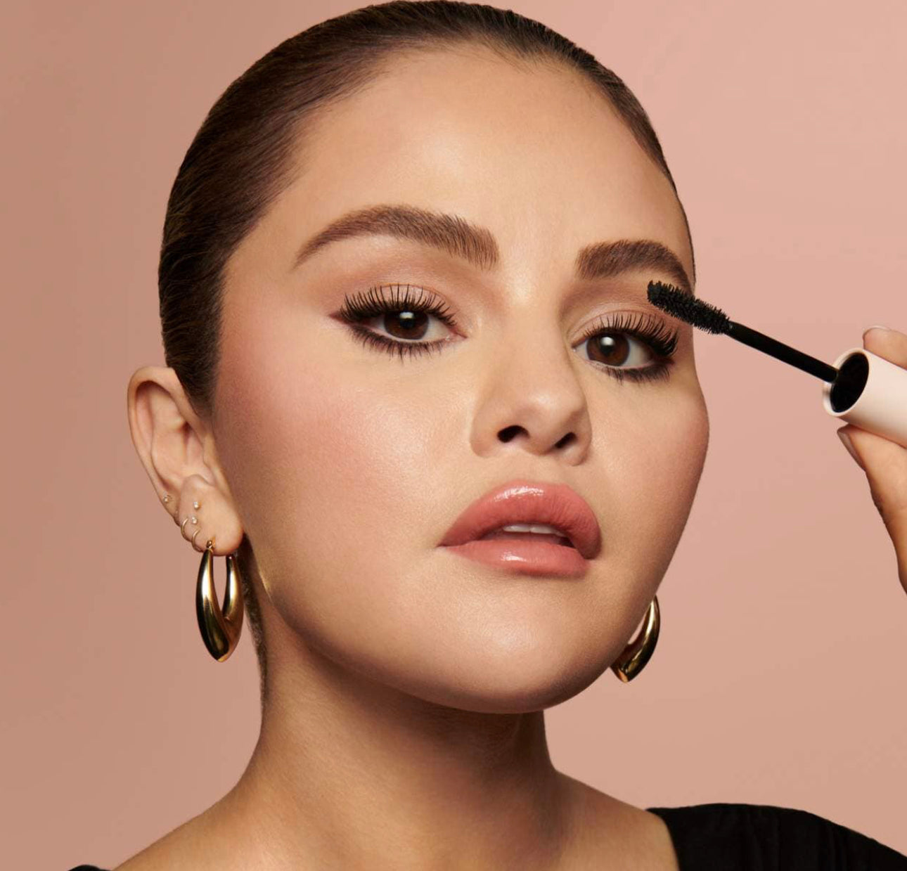 Rare Beauty by Selena Gomez
Selena's Essential Eye Duo Eyeshadow Stick & Mascara Set de mascara y sombra en barra