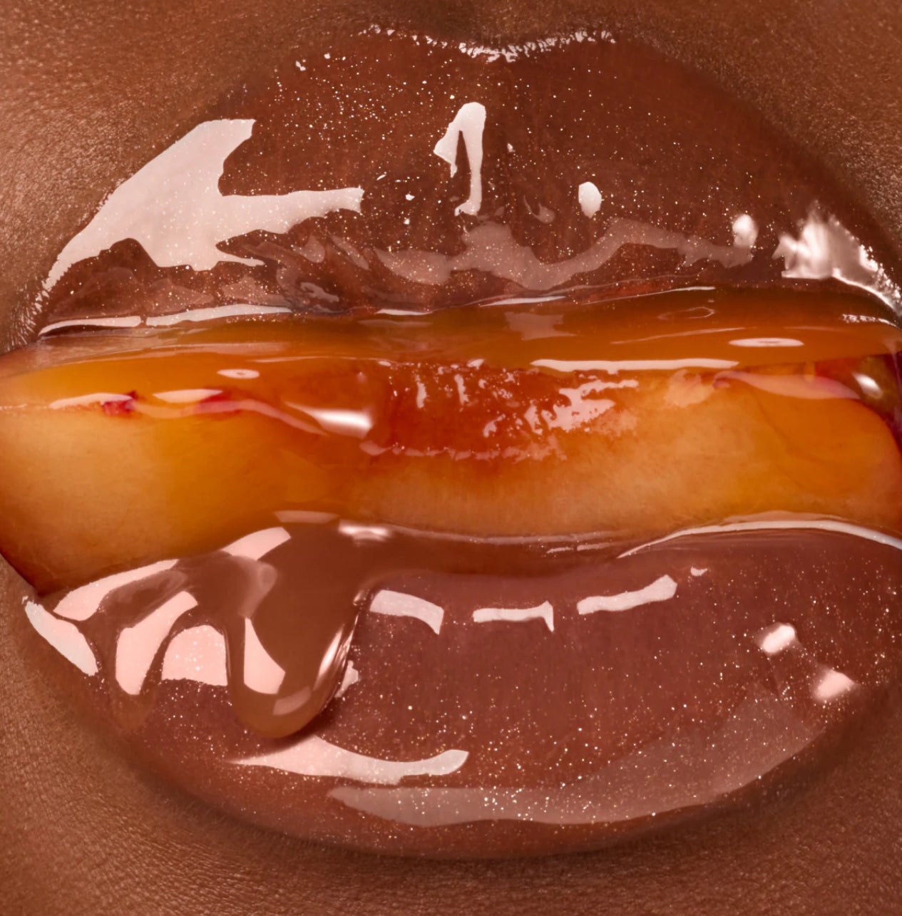 Gisou 
Honey Infused Hydrating Lip Oil
