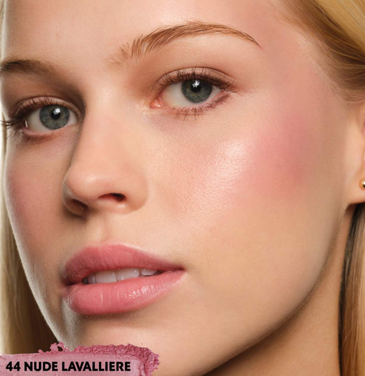 Yves Saint Laurent YSL
Make Me Blush 24H Buildable Powder Blush Rubor en Polvo