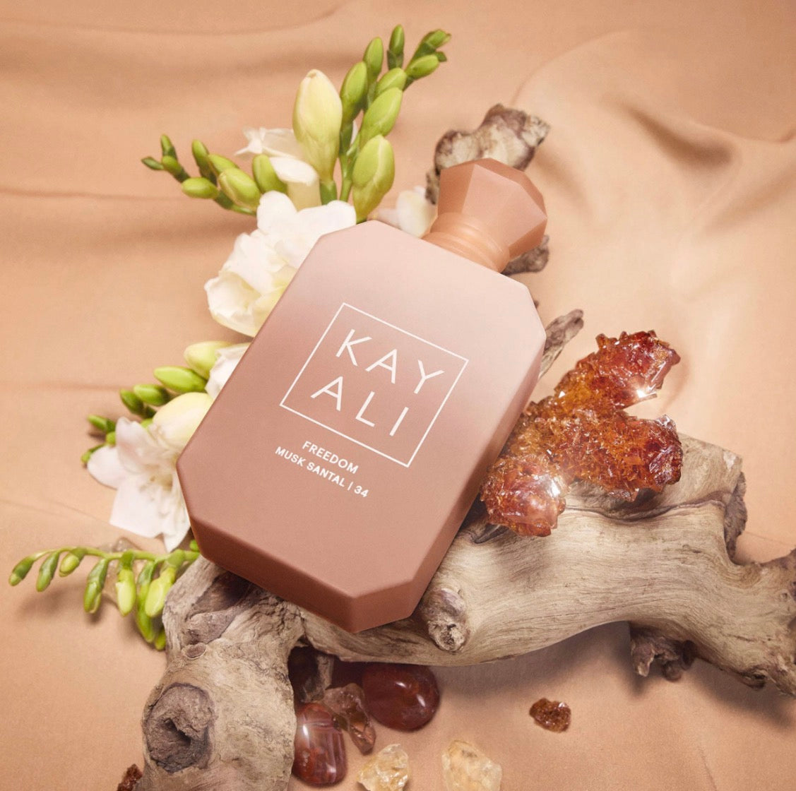 KAYALI 
Dreamy Obsessions Mini Replica Perfume Gift Set