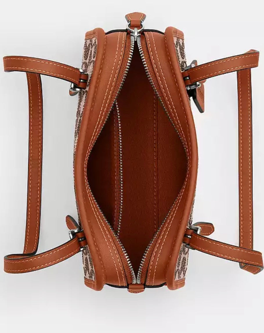 Swing Zip Bag 20 COACH