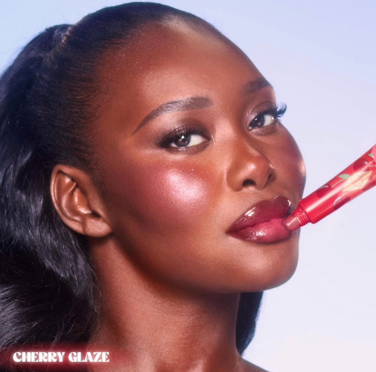 Charlotte Tilbury 
Unreal Lips Healthy Glow Nectar Nourishing Lip Oil with Hyaluronic Acid and Vitamin E