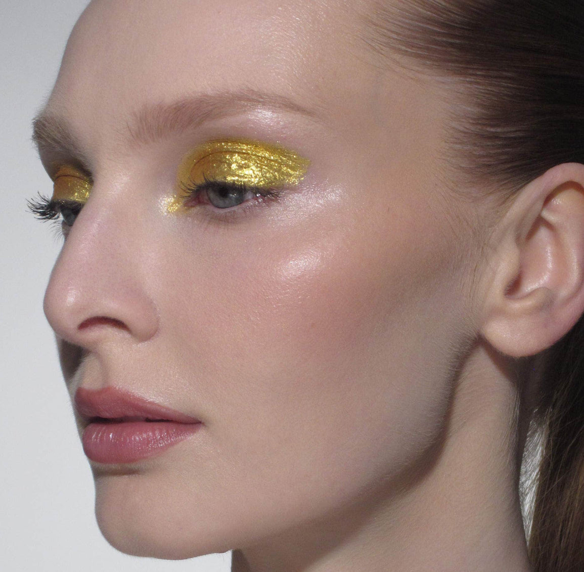 PAT McGRATH LABS 
Gold 001: The Divine Decade Edition